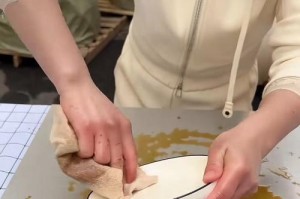 丝瓜洗净秘诀（如何清洗丝瓜才能去除它的苦味？）
