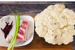 冬天保护花菜，让它迎接春天的到来（冬天保护花菜，让它迎接春天的到来）