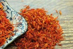 红花龙胆的神奇功效（探秘红花龙胆的医学价值）