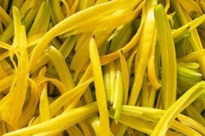 探究黄花菜的营养与药用价值（黄花菜，开启健康之门的秘密）